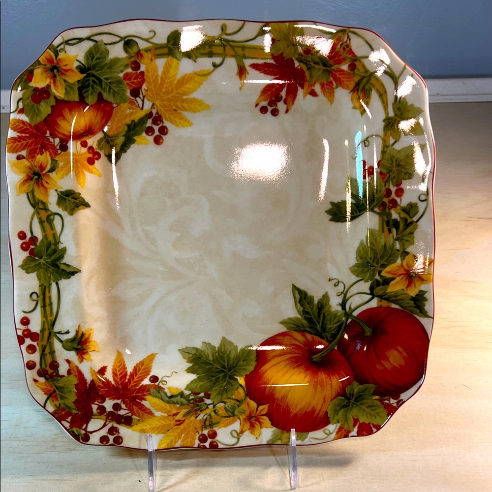 222 Fifth Harvest Floral Square  Plate 11x 11
